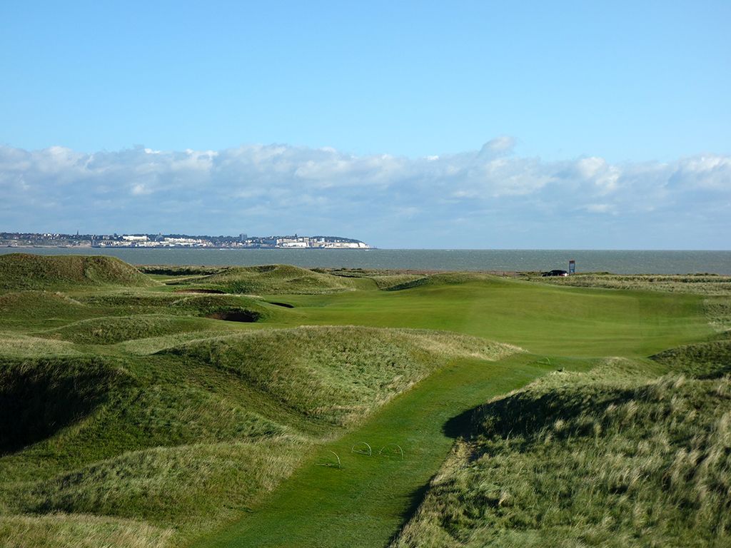The 5th hole at Royal St Georges